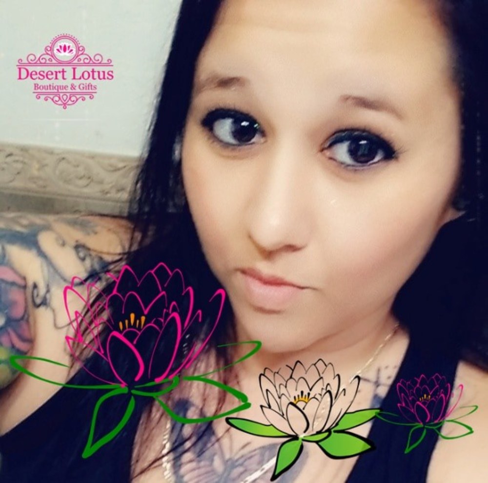 Meet your Posher, Lacey